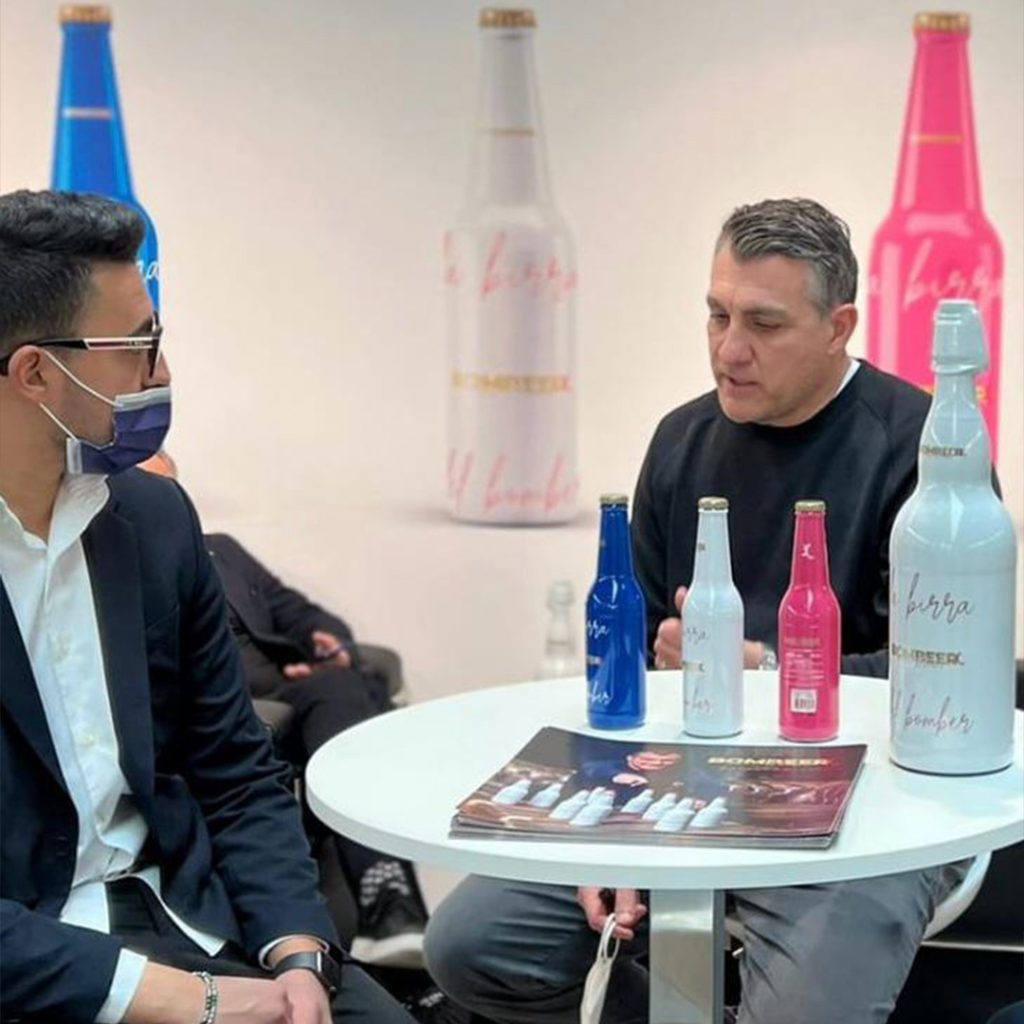 Driss El Faria con Christian Vieri, fondazione di Bombeer Srl, 2020